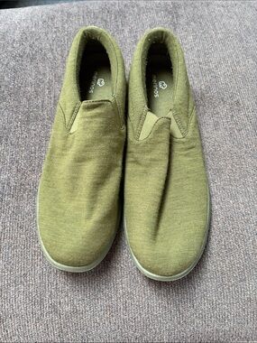 Olive Green Slip-On Flats by Merinos